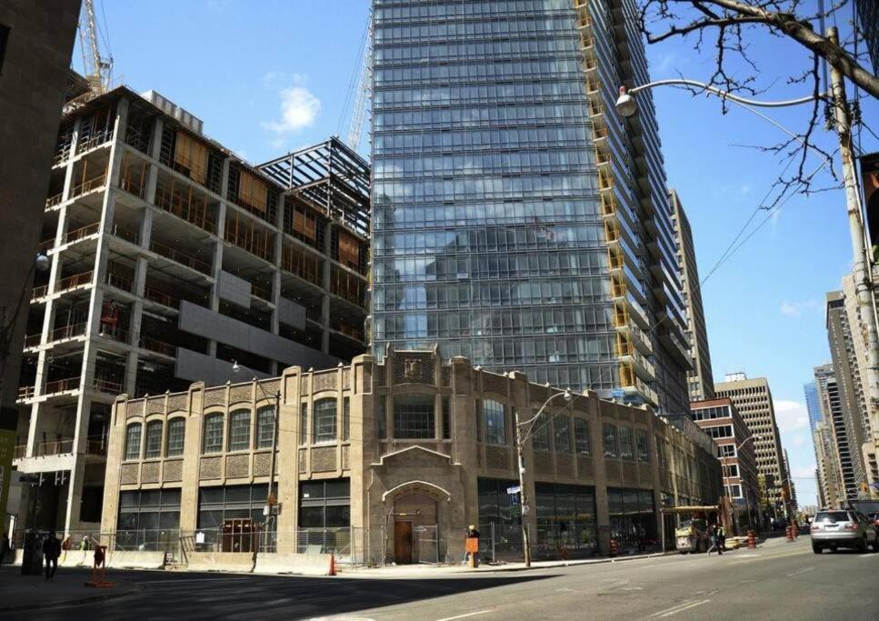 Stunning Condo With Fantastic View Of The City! Toronto Esterno foto