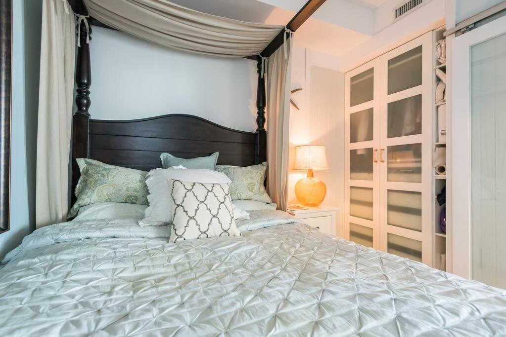 Stunning Condo With Fantastic View Of The City! Toronto Esterno foto