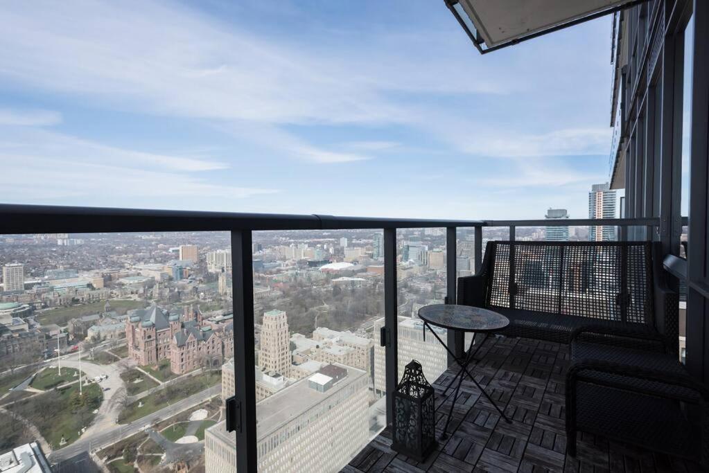 Stunning Condo With Fantastic View Of The City! Toronto Esterno foto
