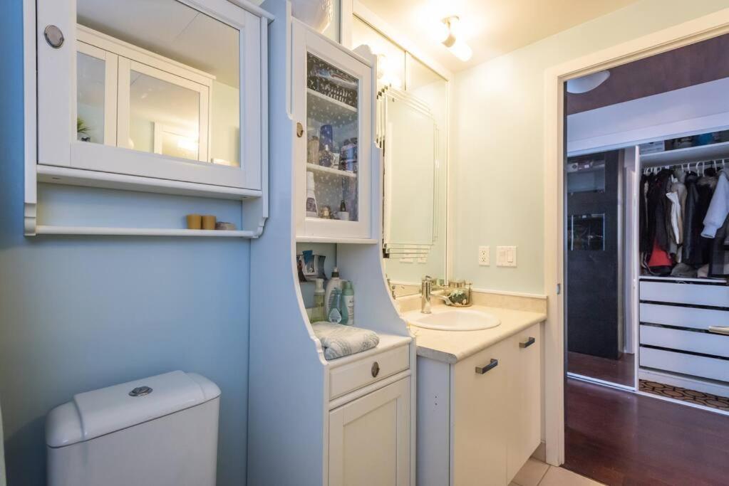 Stunning Condo With Fantastic View Of The City! Toronto Esterno foto