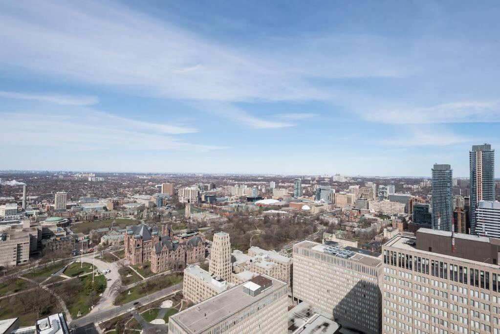 Stunning Condo With Fantastic View Of The City! Toronto Esterno foto